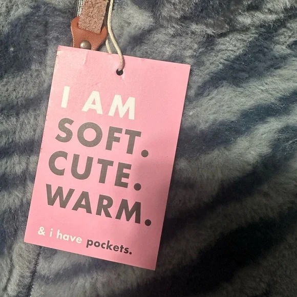 Jen and Co. Fleece Jacket - White and Gray - Picture 2 of 4